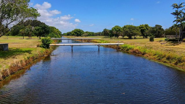 2305 Lowson Boulevard A, Delray Beach, FL 33445