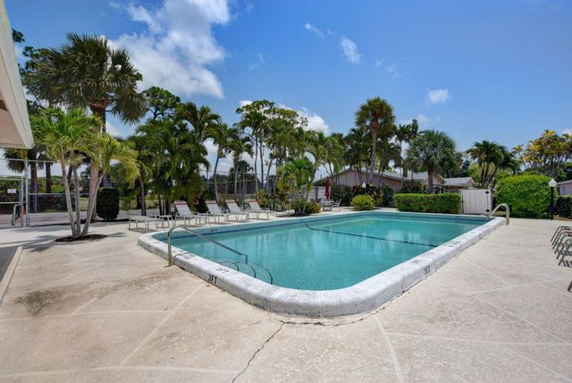 2305 Lowson Boulevard A, Delray Beach, FL 33445