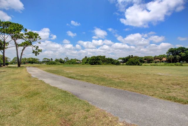 2305 Lowson Boulevard A, Delray Beach, FL 33445