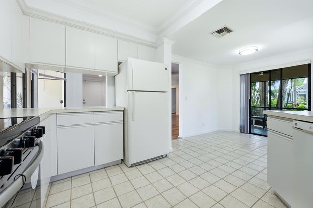 101 Waterview Drive, Palm Beach Gardens, FL 33418