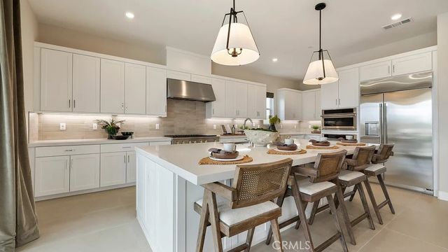 24341 Camino Oceano, Valencia, CA 91354