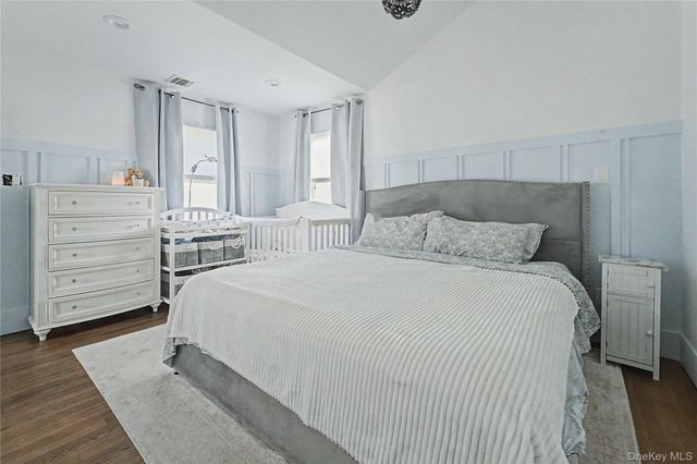 410 10th Street, West Babylon, NY 11704
