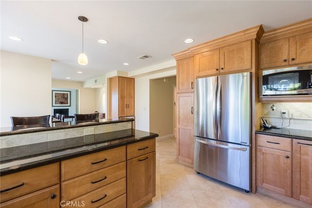 24529 Calvert Street, Woodland Hills, CA 91367