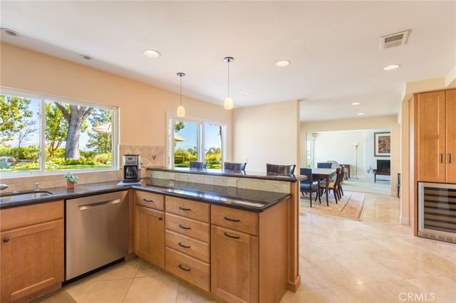 24529 Calvert Street, Woodland Hills, CA 91367