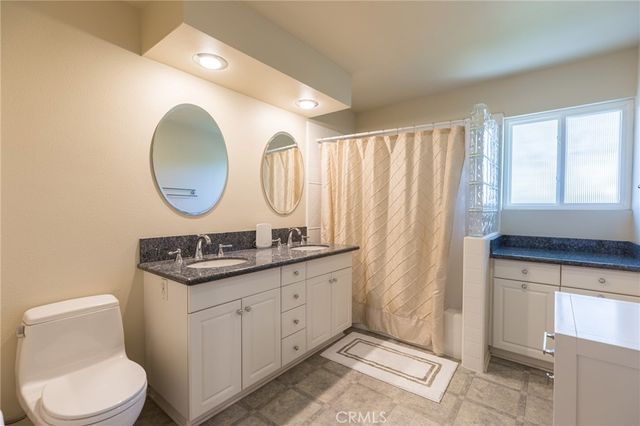 24529 Calvert Street, Woodland Hills, CA 91367