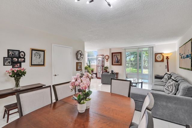 6461 NW 2nd Avenue Five, Boca Raton, FL 33487