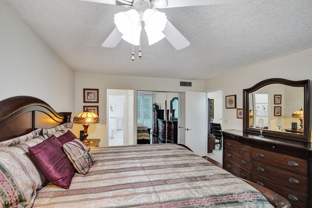 6461 NW 2nd Avenue Five, Boca Raton, FL 33487