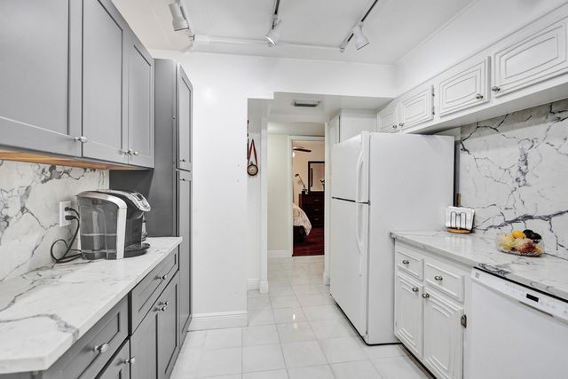 6461 NW 2nd Avenue Five, Boca Raton, FL 33487