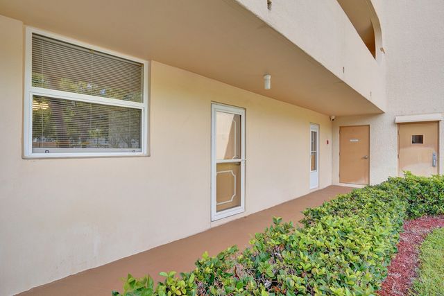 6461 NW 2nd Avenue Five, Boca Raton, FL 33487
