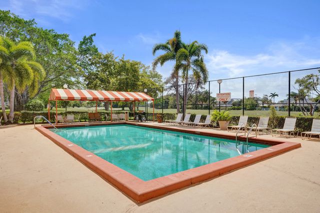 6461 NW 2nd Avenue Five, Boca Raton, FL 33487