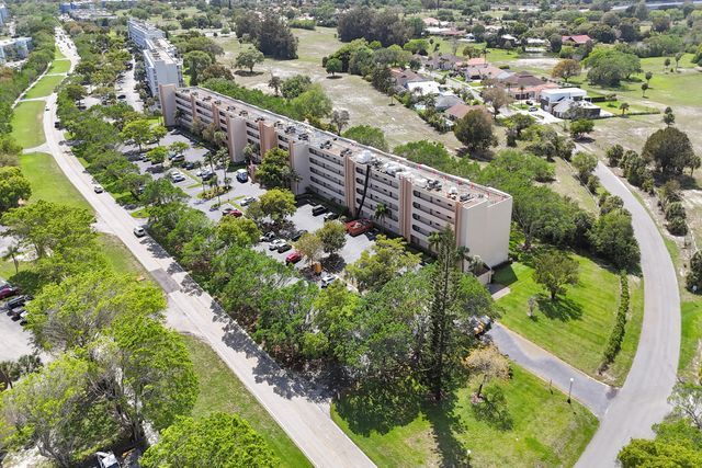 6461 NW 2nd Avenue Five, Boca Raton, FL 33487