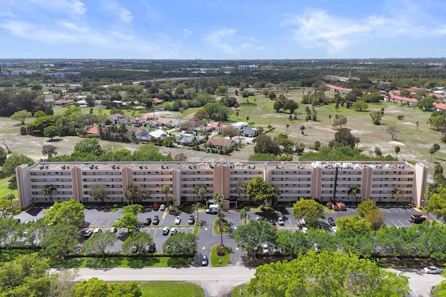 6461 NW 2nd Avenue Five, Boca Raton, FL 33487