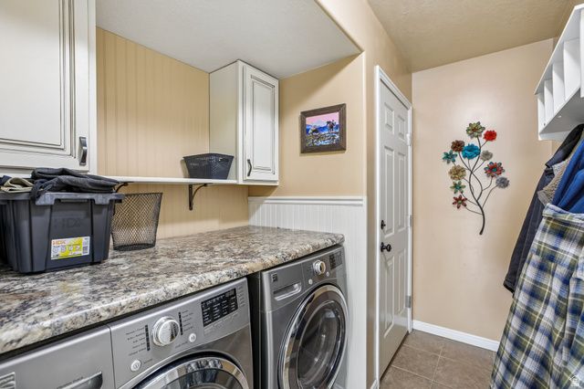 2070 N 225 E, North Ogden, UT 84414