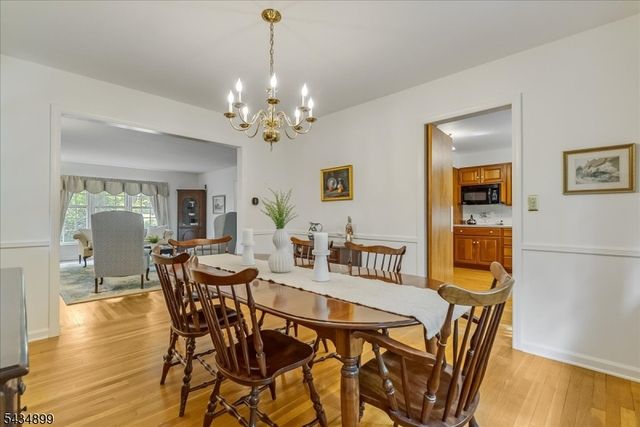 1110 Minisink Way, Westfield Town, NJ 07090