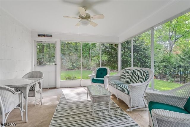 1110 Minisink Way, Westfield Town, NJ 07090