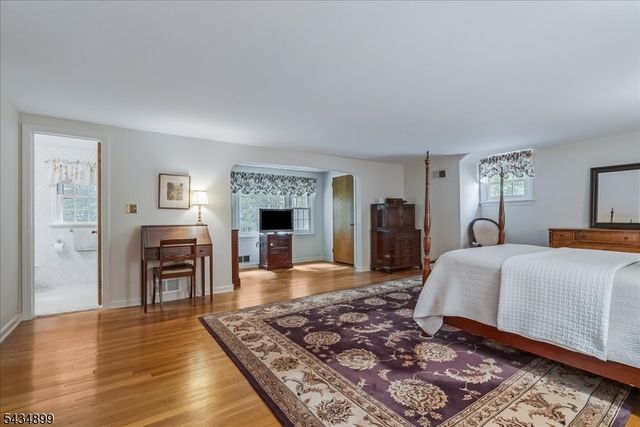 1110 Minisink Way, Westfield Town, NJ 07090