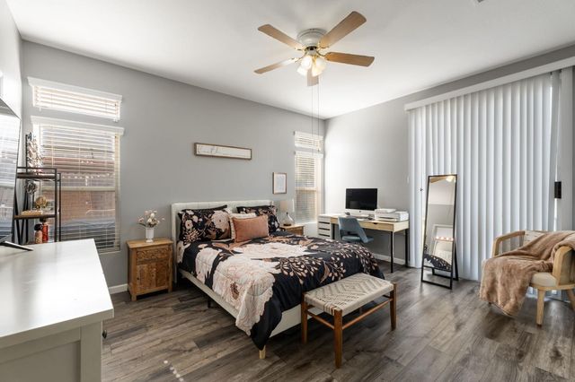 711 N Sacramento Street, Tulare, CA 93274