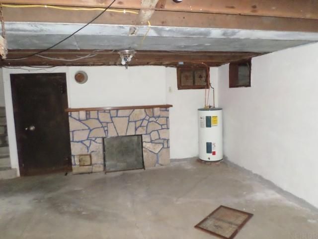 301 Riverside Drive, Charles City, IA 50616