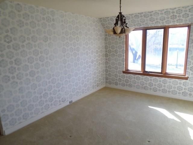 301 Riverside Drive, Charles City, IA 50616