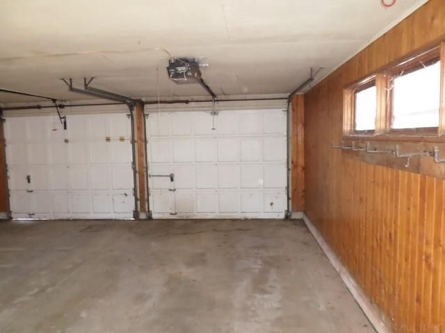 301 Riverside Drive, Charles City, IA 50616