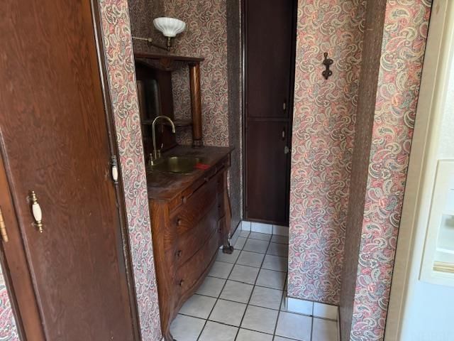 301 Riverside Drive, Charles City, IA 50616