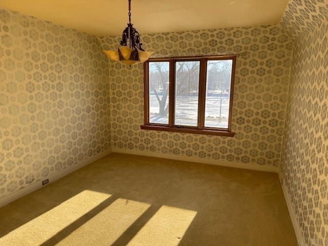 301 Riverside Drive, Charles City, IA 50616