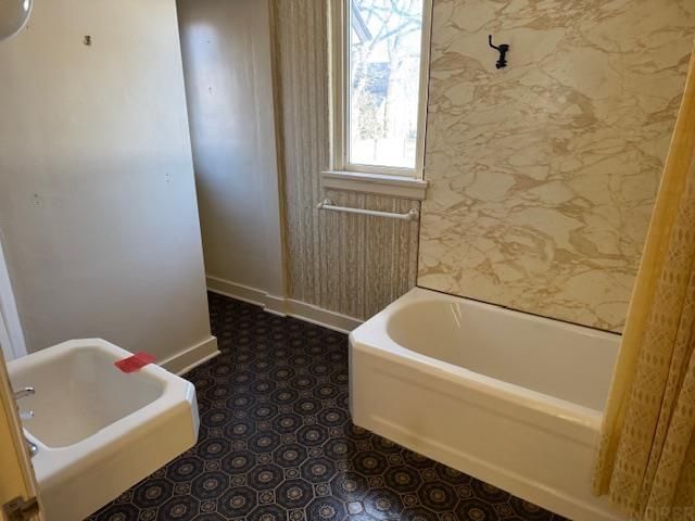 301 Riverside Drive, Charles City, IA 50616