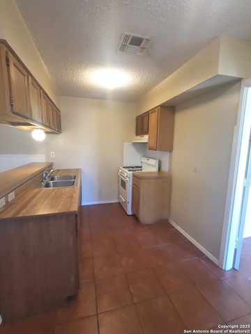 5383 Calistoga, San Antonio, TX 78228