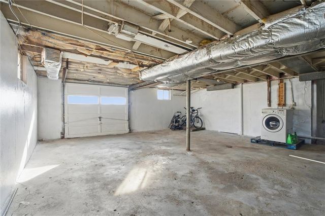 6745 Cleveland Avenue, Kansas City, MO 64132