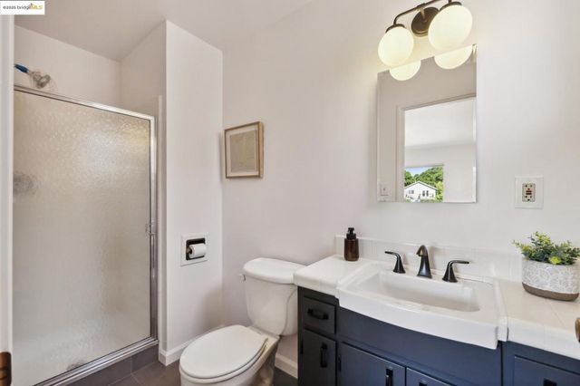 6251 Highland Ave, Richmond, CA 94805