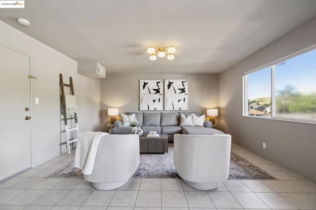 6251 Highland Ave, Richmond, CA 94805