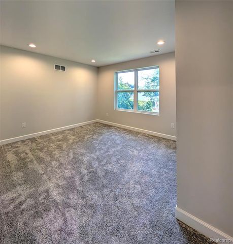 19780 Mahon Street, Southfield, MI 48075