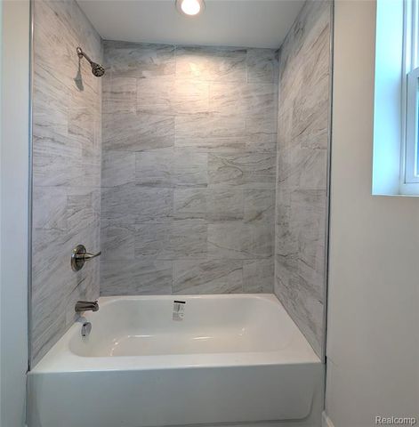 19780 Mahon Street, Southfield, MI 48075