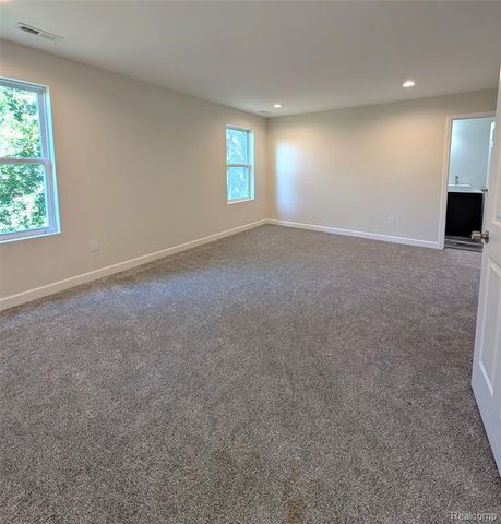 19780 Mahon Street, Southfield, MI 48075