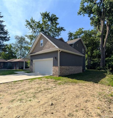 19780 Mahon Street, Southfield, MI 48075