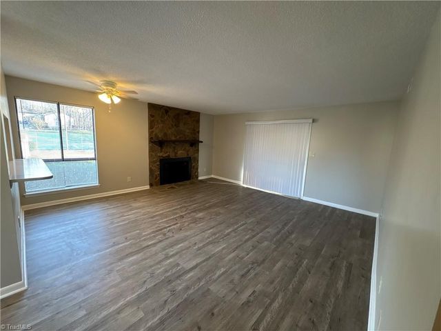 126 Turnwood Lane, Winston-salem, NC 27104