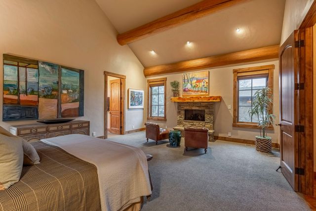 23087 Watercourse Way, Bend, OR 97701