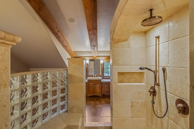 23087 Watercourse Way, Bend, OR 97701