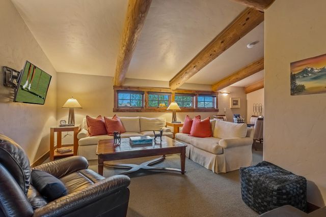 23087 Watercourse Way, Bend, OR 97701