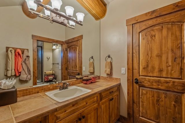 23087 Watercourse Way, Bend, OR 97701