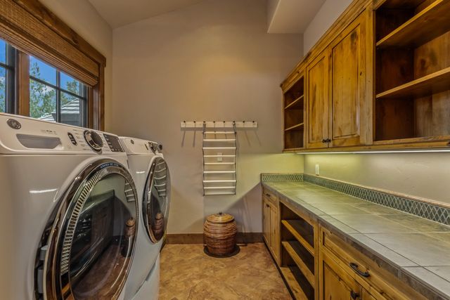 23087 Watercourse Way, Bend, OR 97701