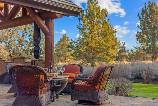 23087 Watercourse Way, Bend, OR 97701