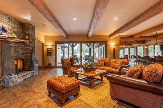 23087 Watercourse Way, Bend, OR 97701