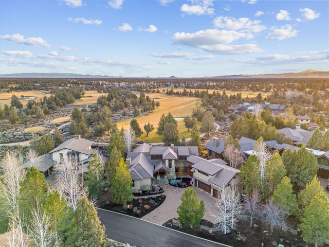 23087 Watercourse Way, Bend, OR 97701