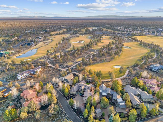 23087 Watercourse Way, Bend, OR 97701
