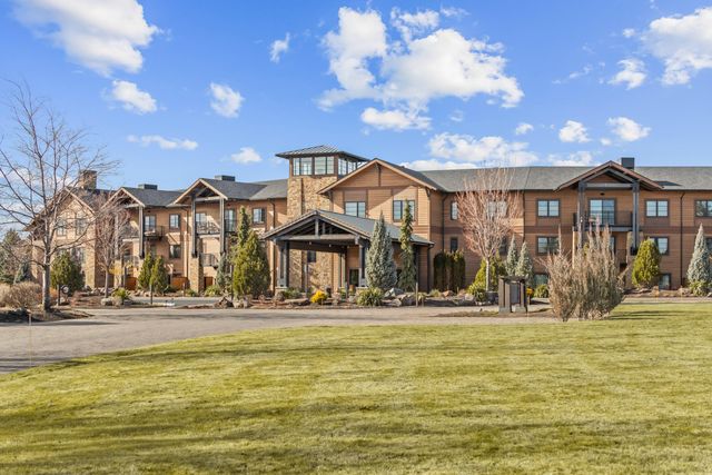 23087 Watercourse Way, Bend, OR 97701