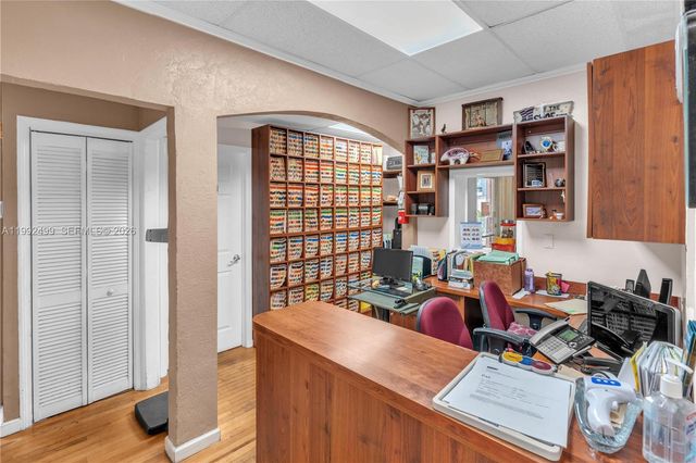 1437 SW 1st St, Miami, FL 33135