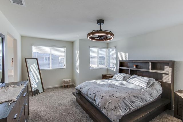 2037 N Rogers Lane, Clovis, CA 93619