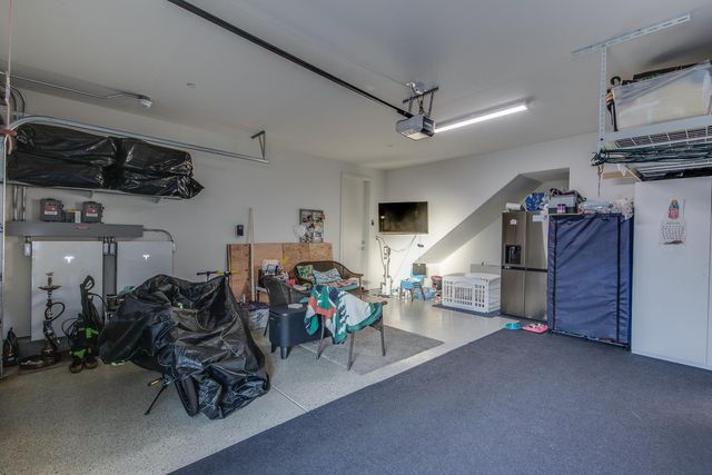 2037 N Rogers Lane, Clovis, CA 93619