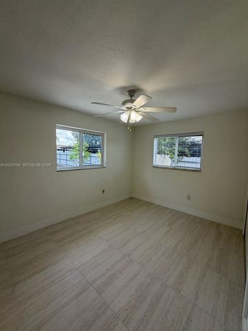 19255 NW 47th Pl, Miami Gardens, FL 33055